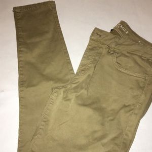 American Eagle Khaki Jegging